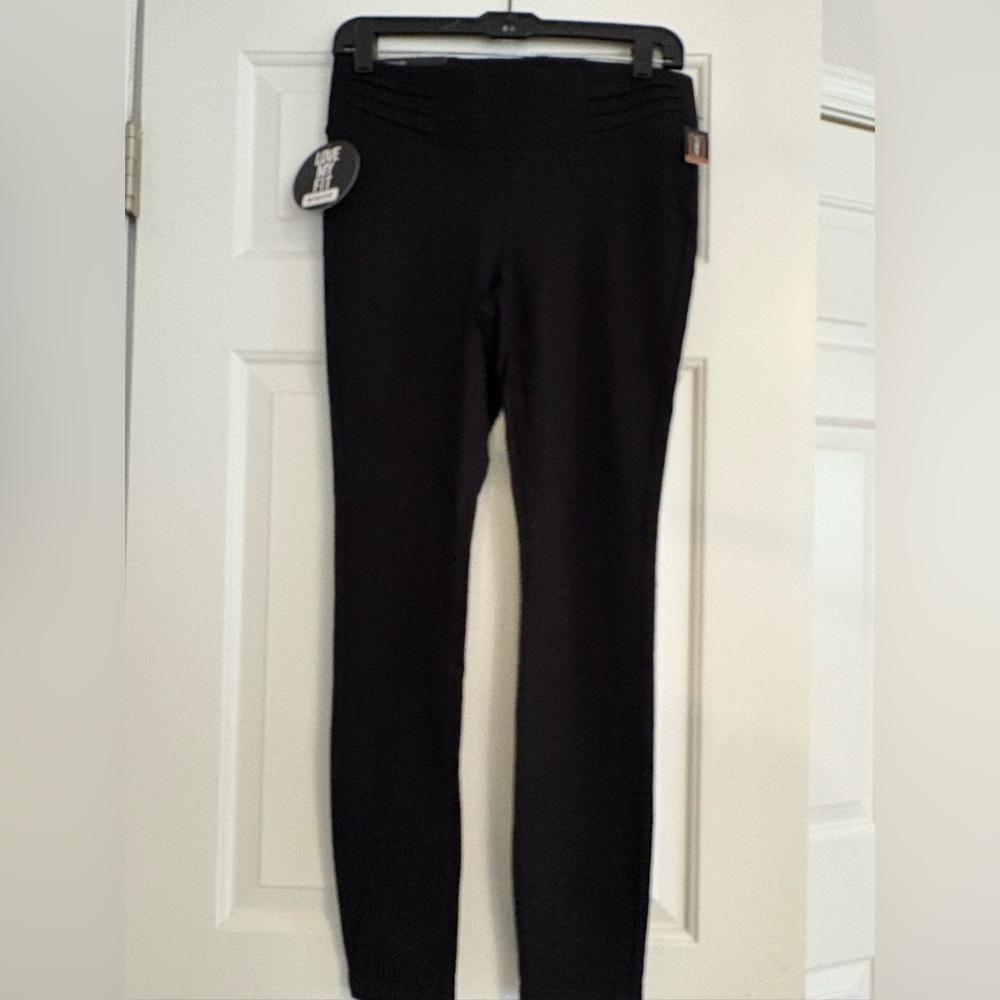NWT One Five One Black Stretch Ponte Leggings